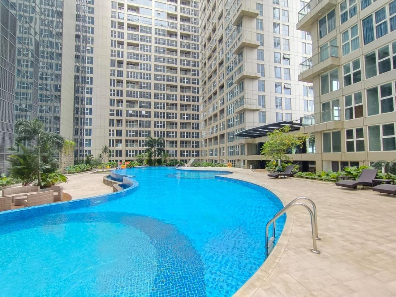Apartemen 69M 2 Kamar Tidur Dan 2 Kamar Mandi Pemandangan Kota Медан Экстерьер фото